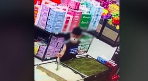 网友爆料超市视频真实,网友爆料惊人一幕,真相令人震惊! 第3张 网友爆料超市视频真实,网友爆料惊人一幕,真相令人震惊! 第3张